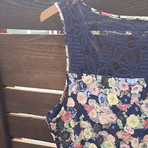 NWT Lauren Conrad ‘Garden Party’ Lace Tiered Dress - Picture 8 of 8